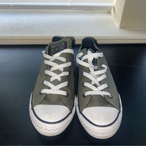 Converse Low Tops (Youth)